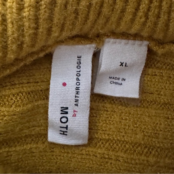 Moth by Anthropologie mustard yellow women’s cowl neck sz XL sweater 23” P2P - Picture 5 of 6